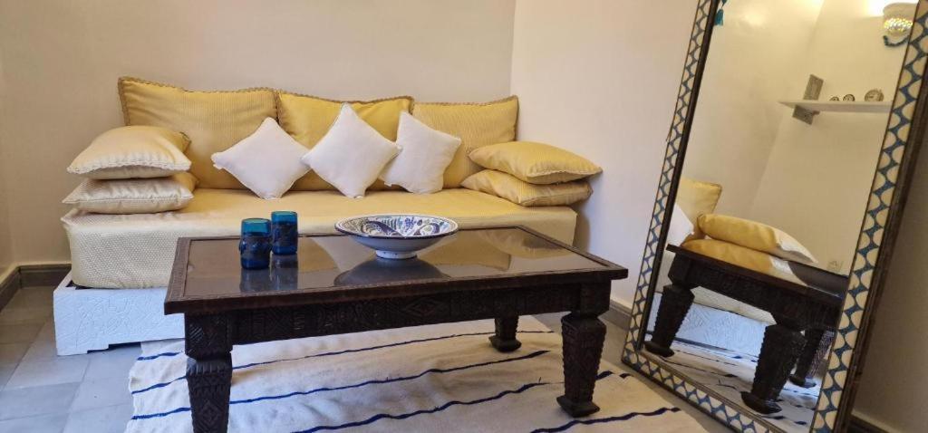Riad Des Mile Nuits Villa มาร์ราเกช ภายนอก รูปภาพ